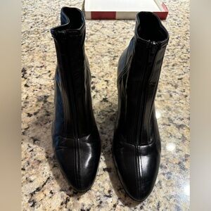 Thierry Rabotin Center Zip Bootie